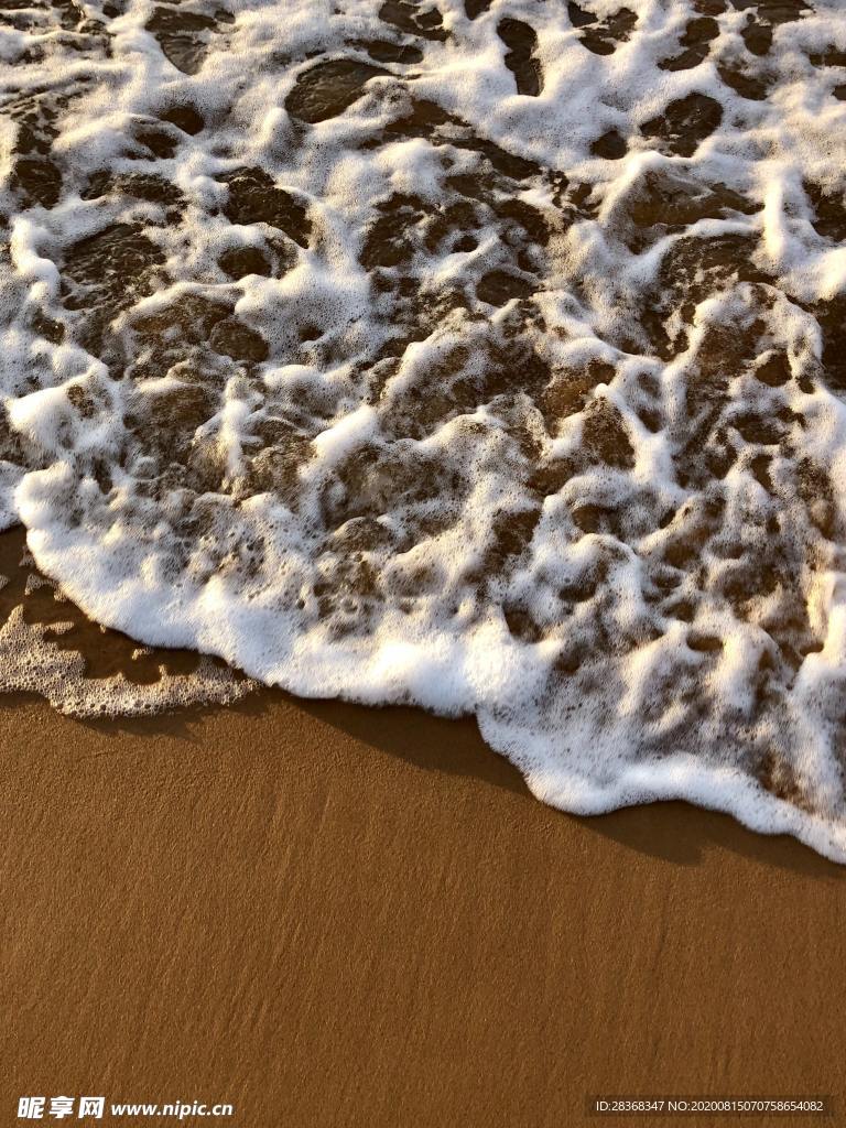 浪花泡沫