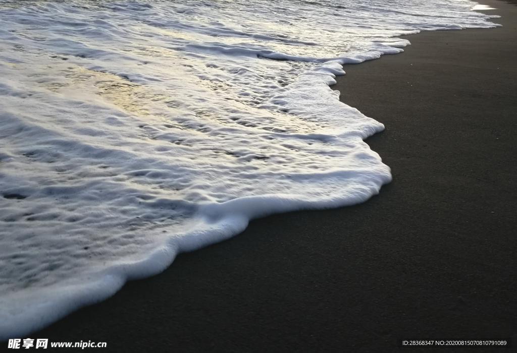 浪花泡沫