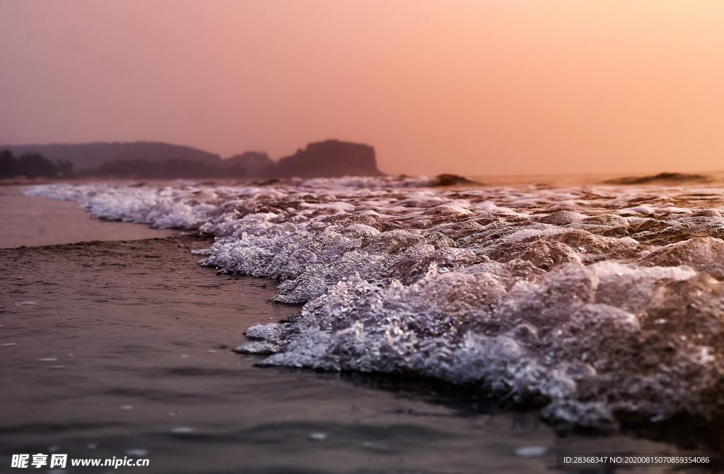 浪花泡沫