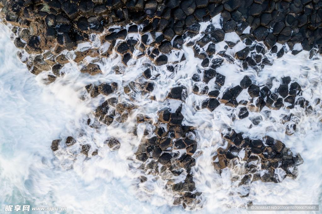 浪花泡沫