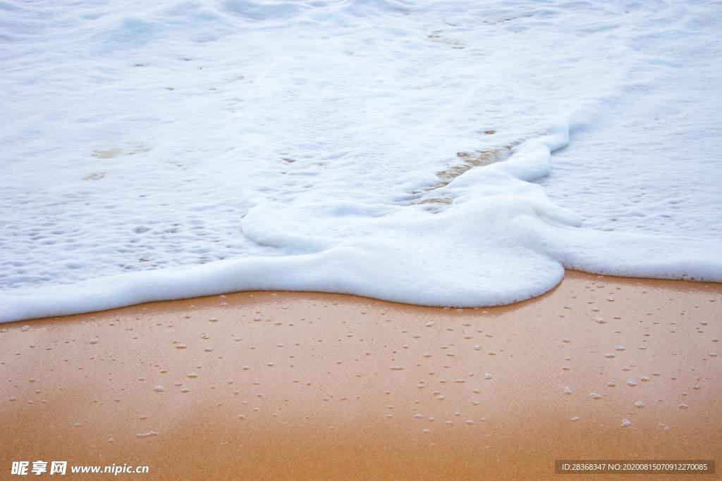 浪花泡沫