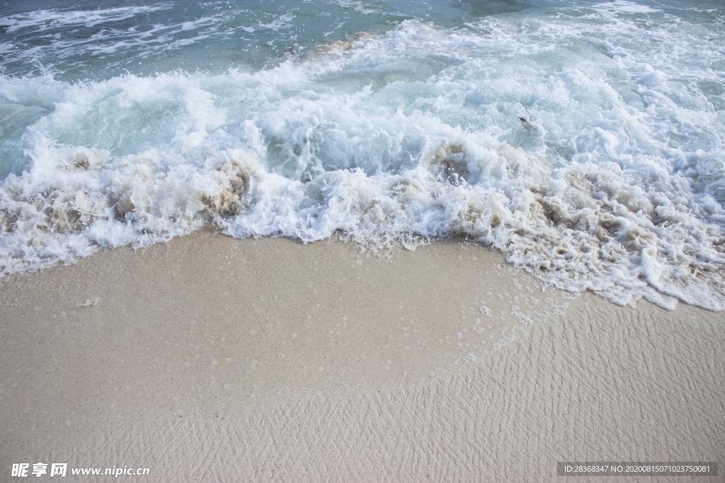 浪花泡沫