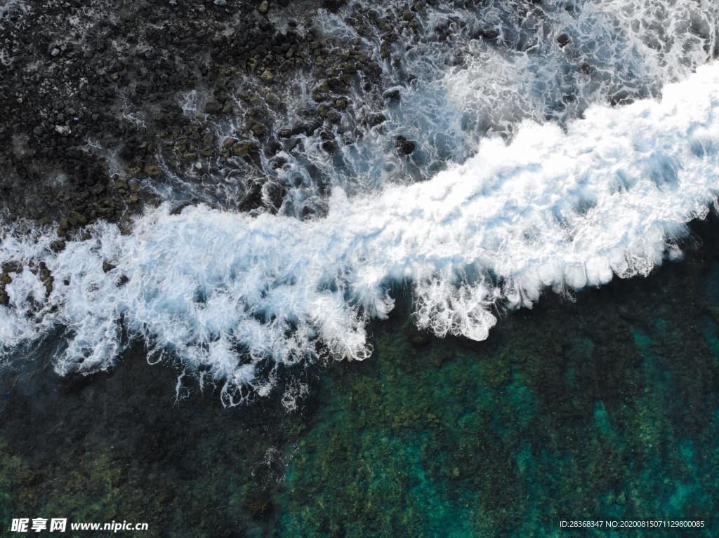 浪花泡沫