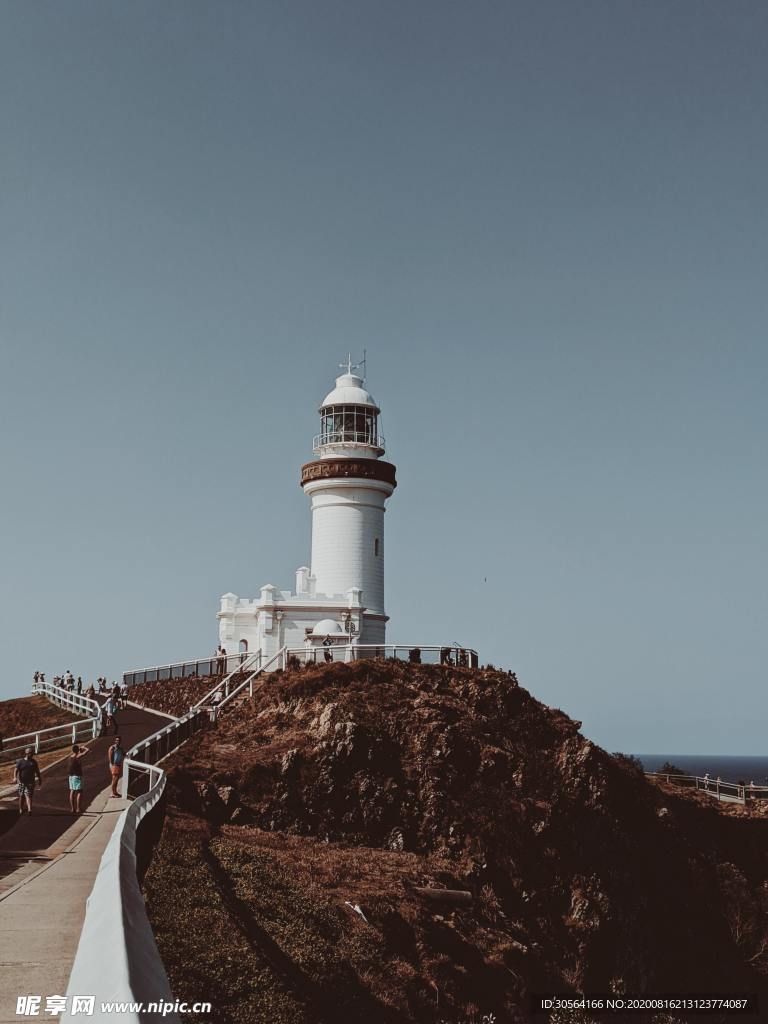 灯塔山峰生态建筑背景素材