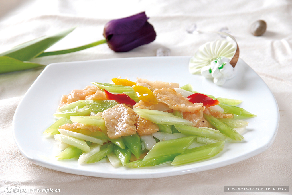 西芹炒虾松