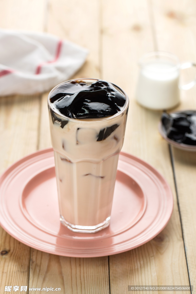 仙草奶茶