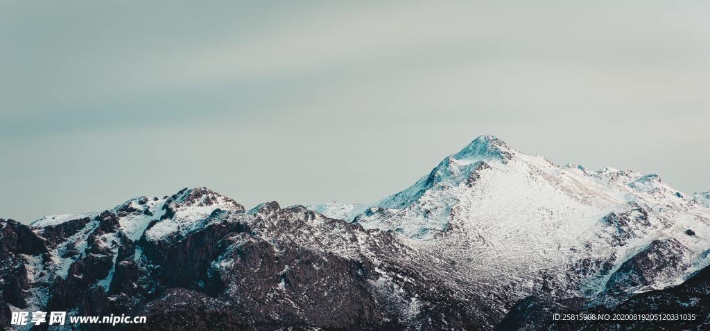 山峰