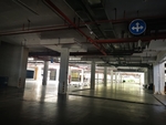地下室停车场