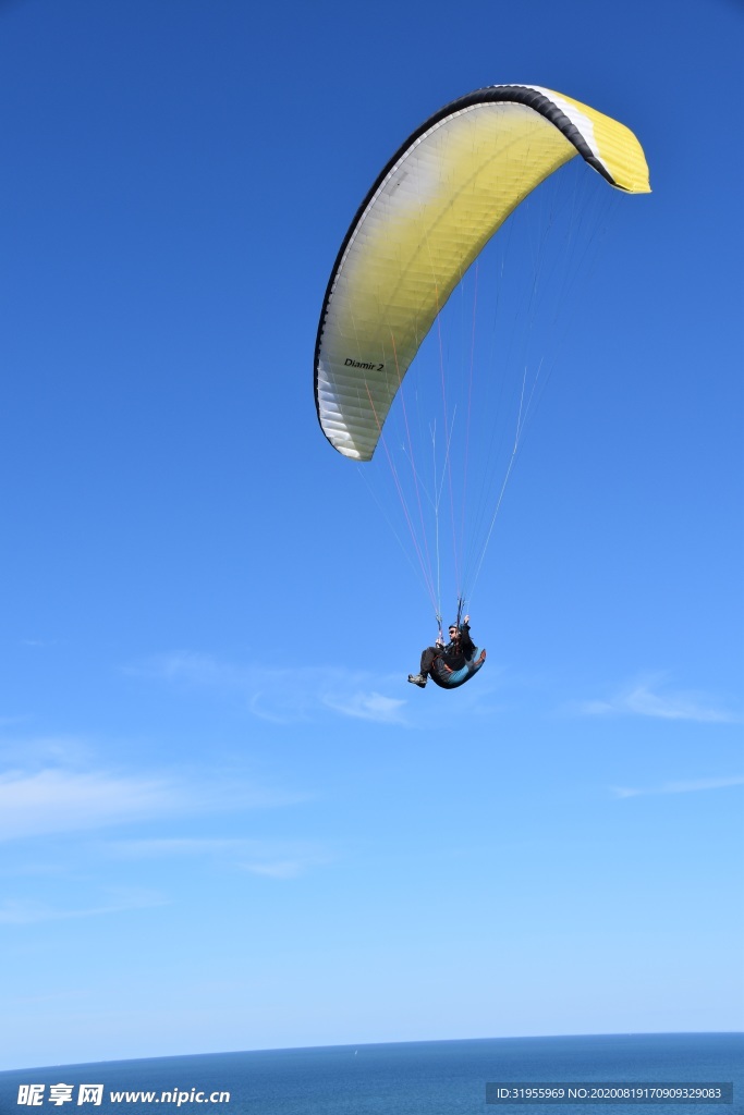天空 滑翔伞