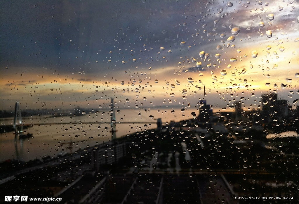 雨后 大海