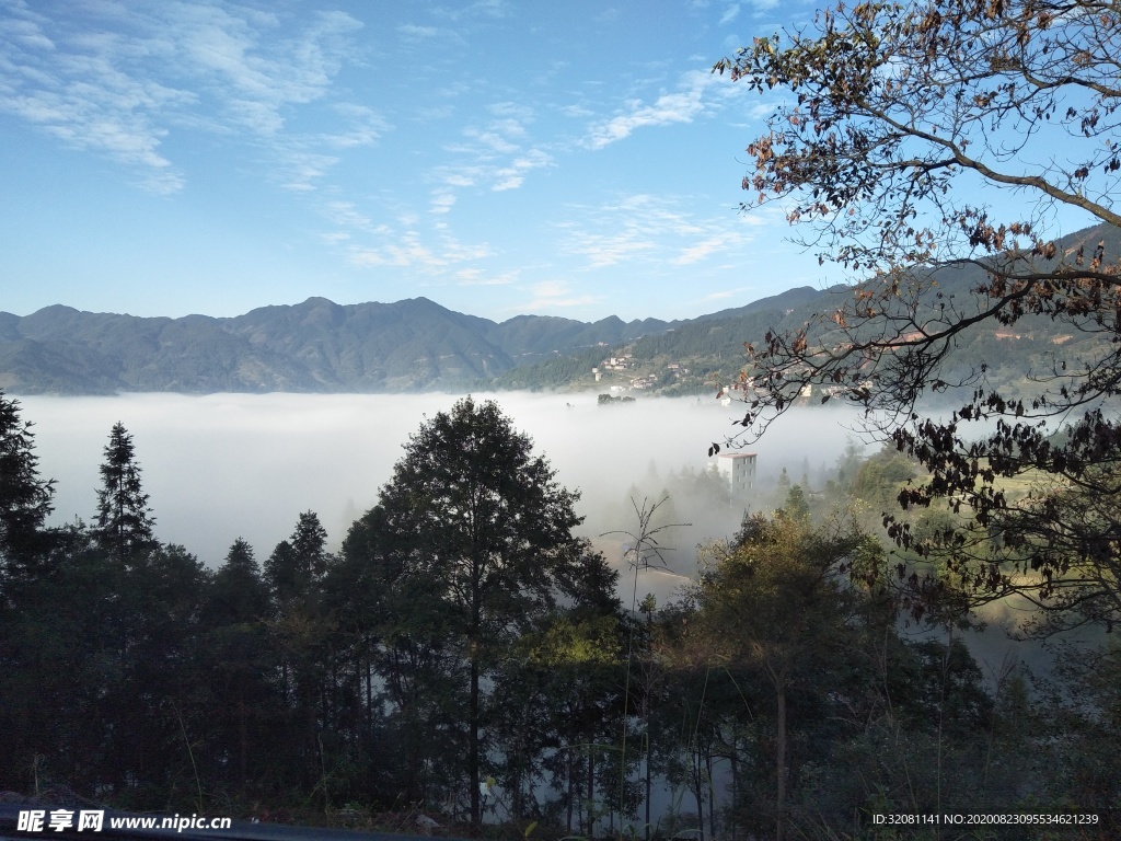 乡村清晨