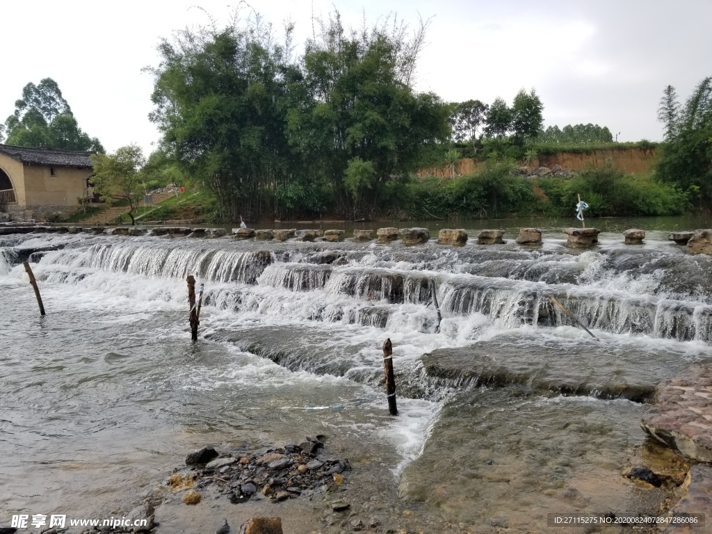 风景图片 山水 蓝天白云