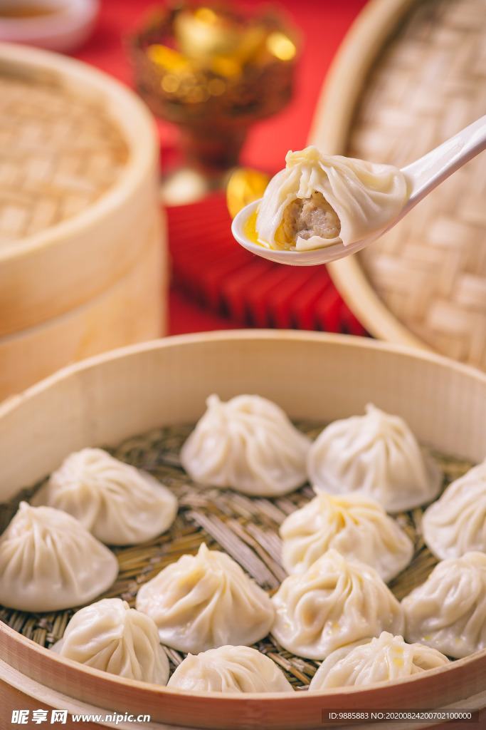 小笼汤包