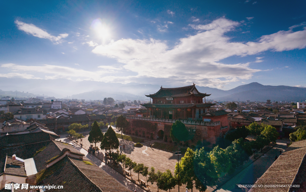 鸟瞰巍山