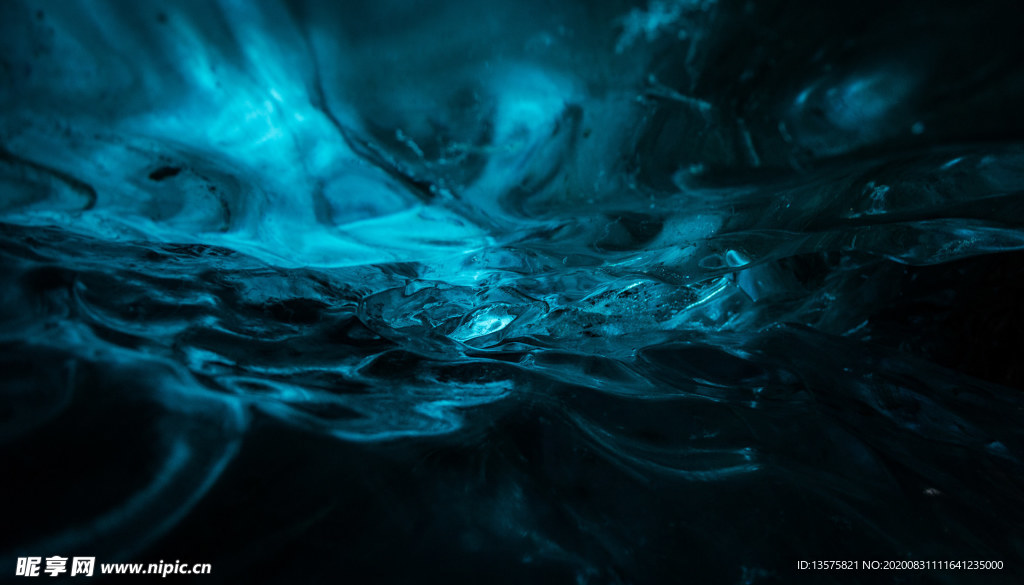 水