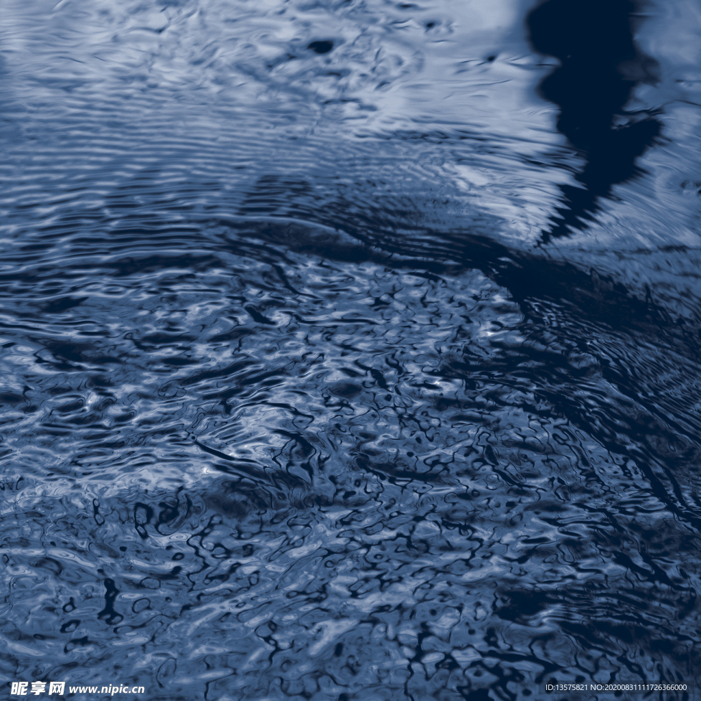 水