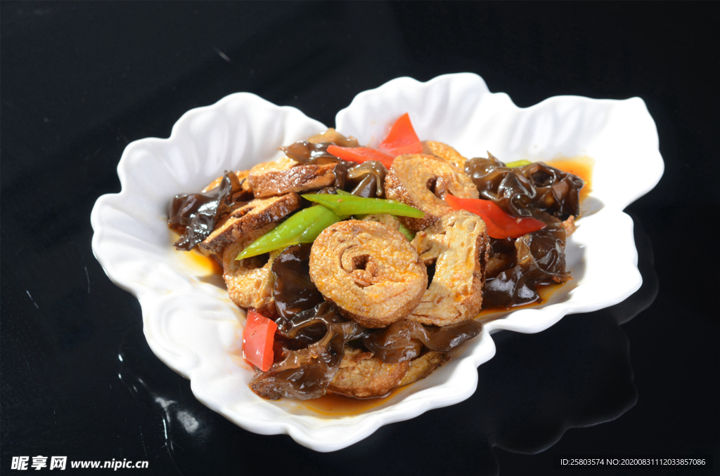 梁拌金钱豆腐