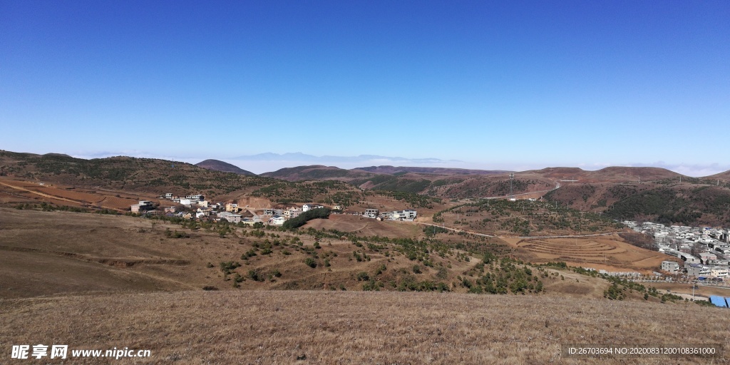 大山村庄风光