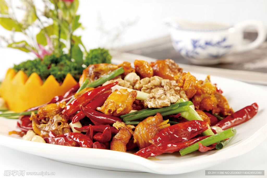桃仁辣子鸡
