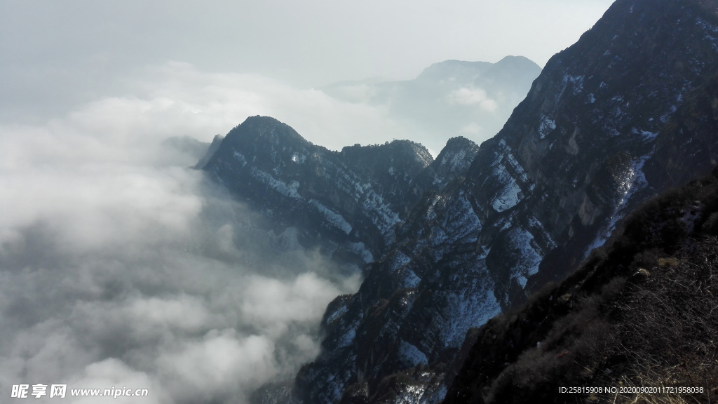 峨眉山