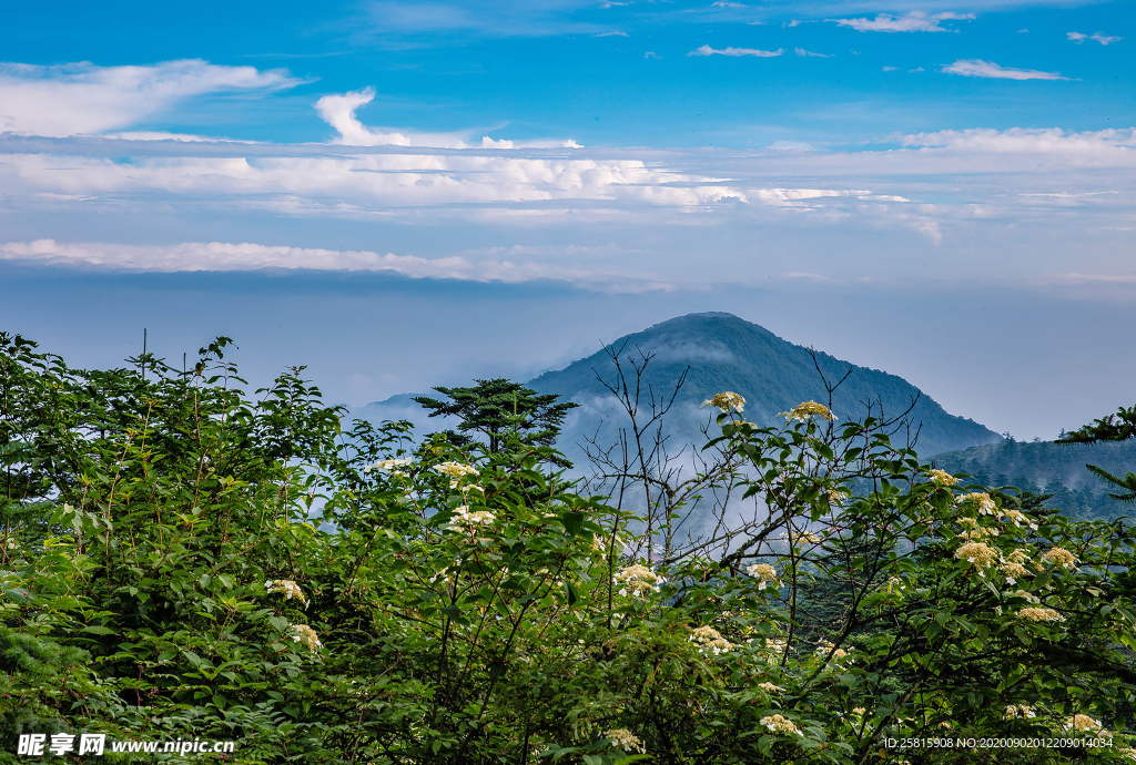 峨眉山