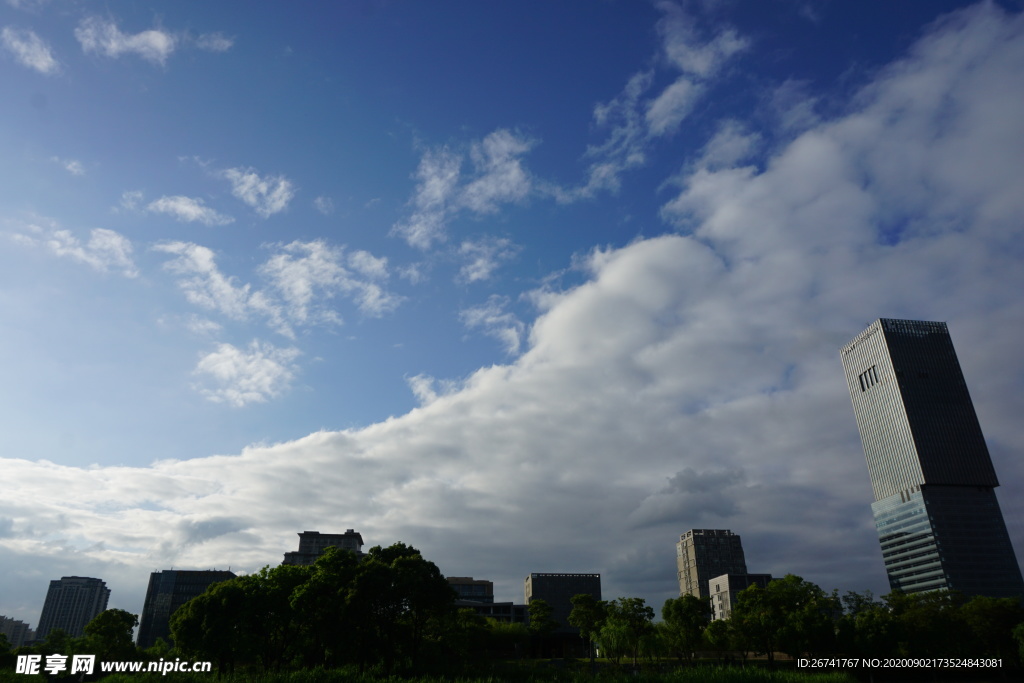 城市天空