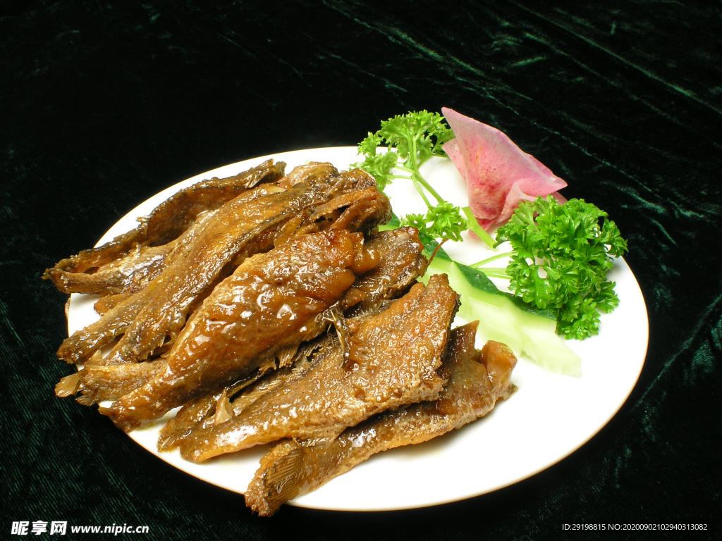 焖酥鱼