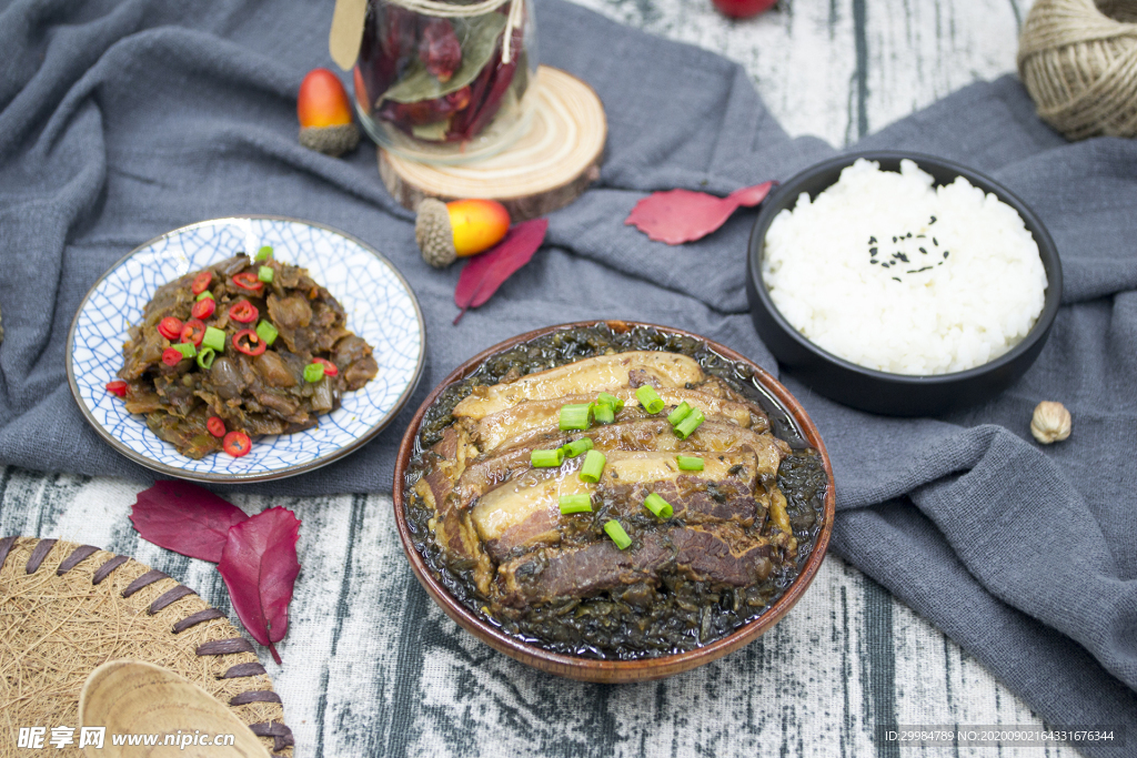 梅菜扣肉饭