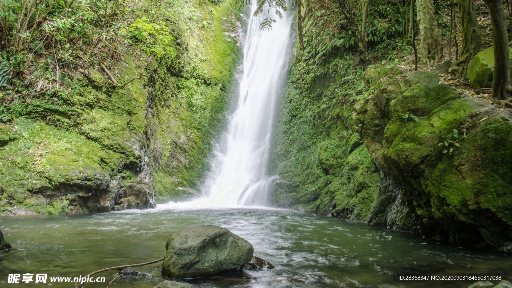 山涧小溪