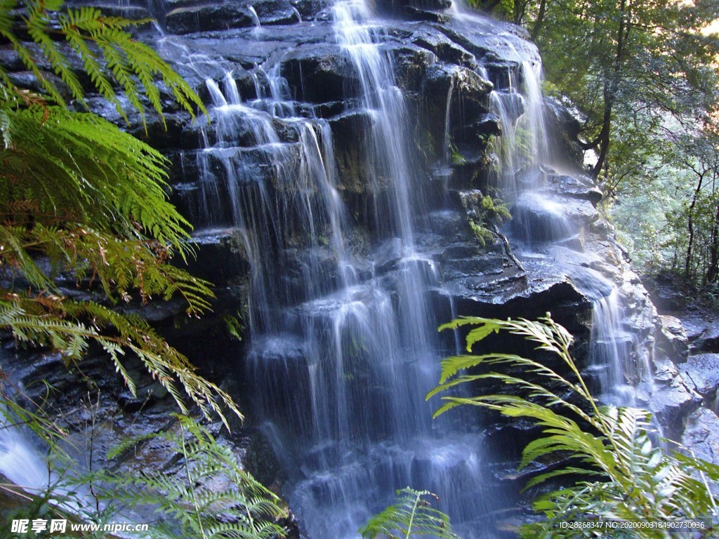 山涧小溪