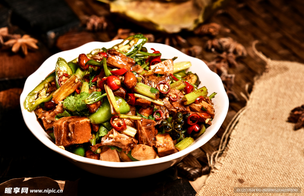 麻辣鸡丁