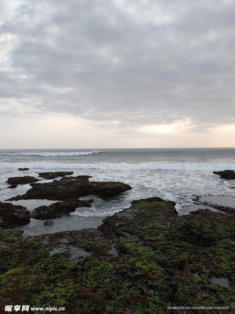 巴厘岛海浪