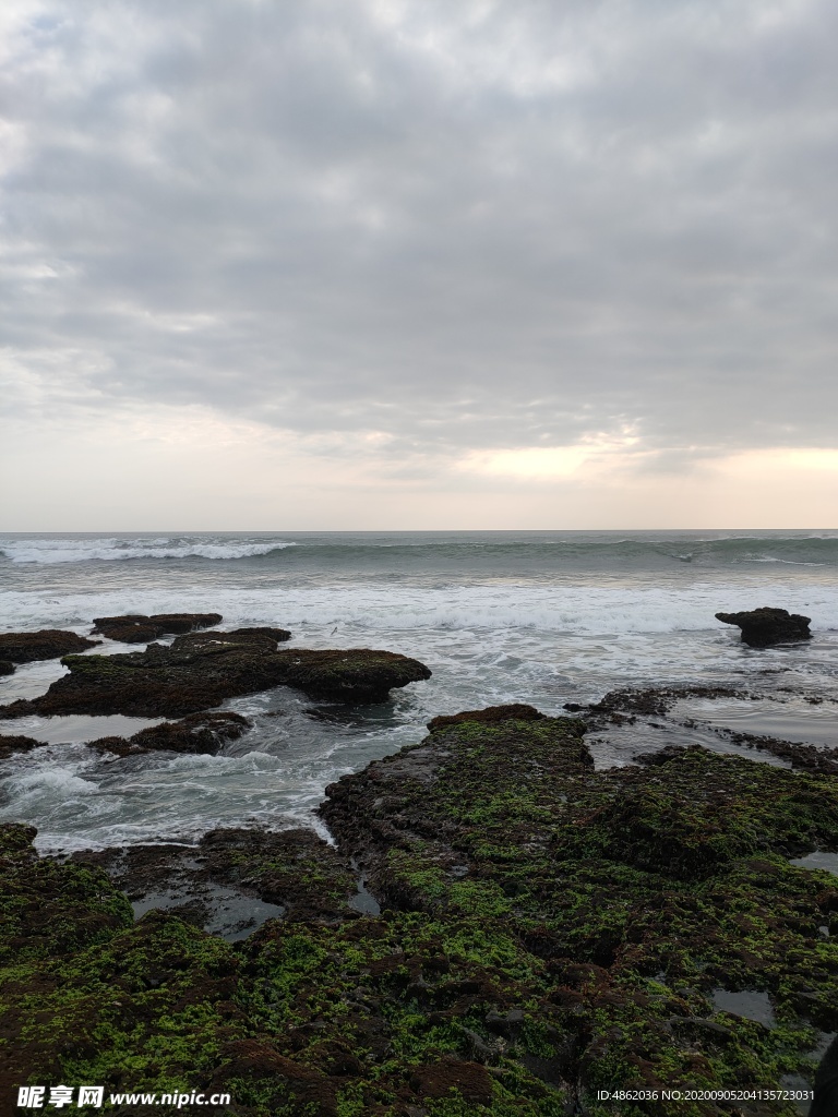 巴厘岛海浪