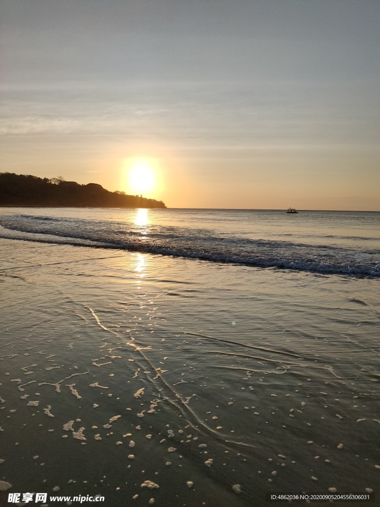 巴厘岛海浪