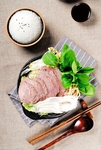 牛肉粉丝煲配饭