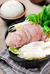 牛肉粉丝煲配饭