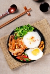 辣白菜五花肉饭