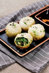 荠菜豆腐生煎包