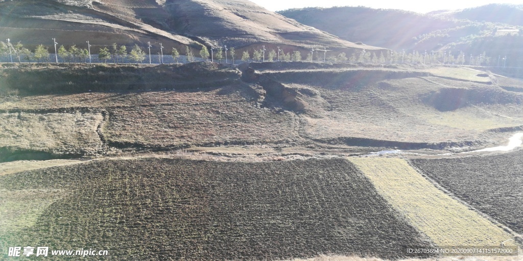 高原田野风光图片