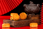 红色折扇中国风拍摄传统月饼