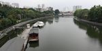 大河渔船风景