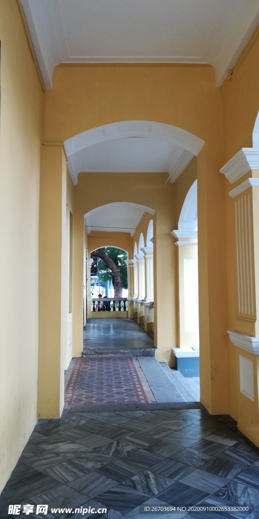 欧式建筑走廊