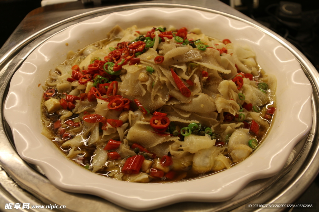 鲜椒毛肚