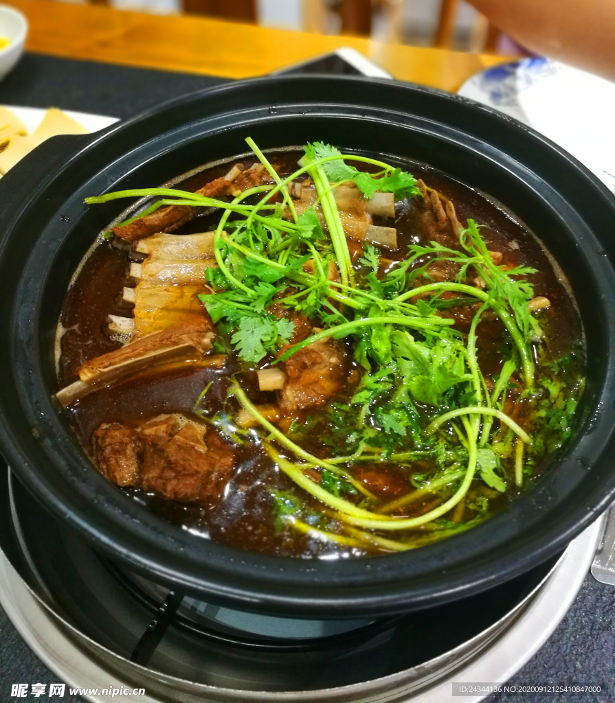 羊蝎子火锅