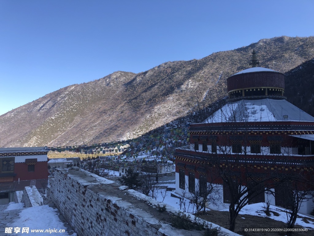 雪山上的风景