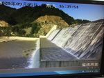 大坝溢流