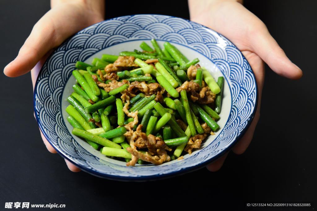 蒜薹烧肉