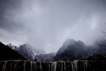 丽江雪山流水