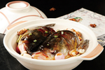 生锔砂锅鱼头