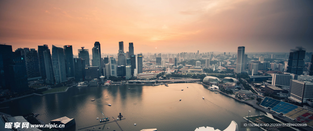 城市河流建筑夕阳风景
